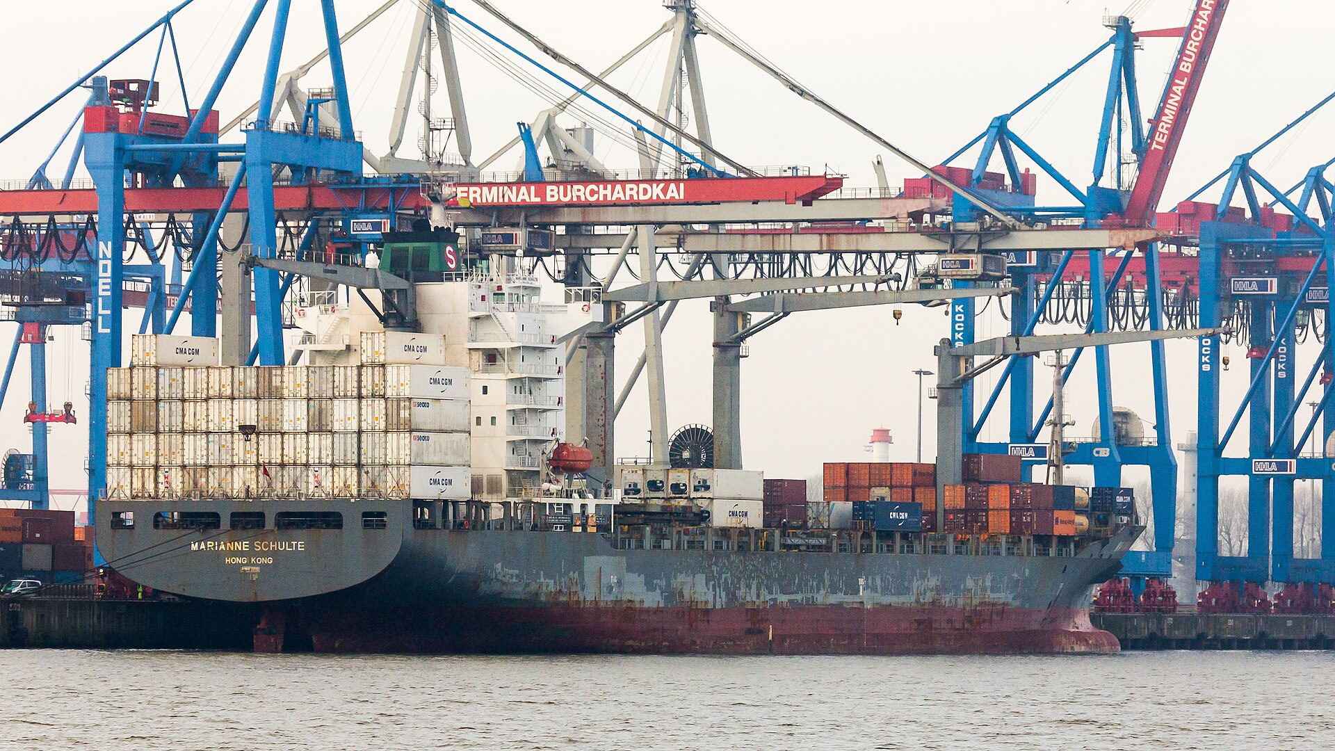Understanding Incoterms for Almond Imports: FOB, CFR, and CIF Compared